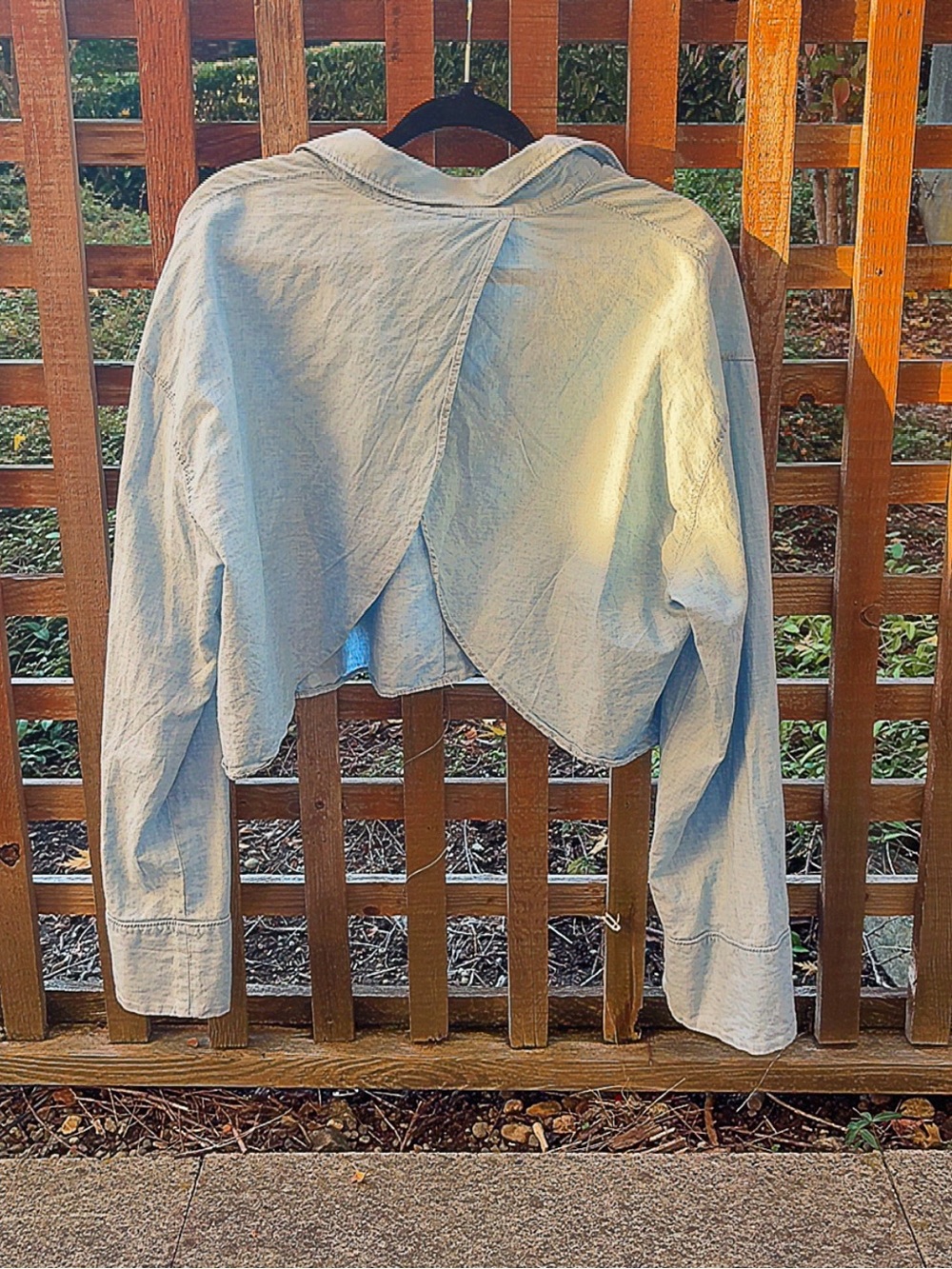 Open Back Top - Picture 5 of 6